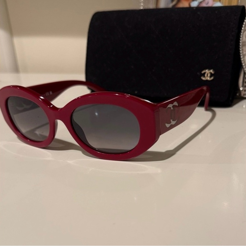 CHANEL Burgundy Sunglasses